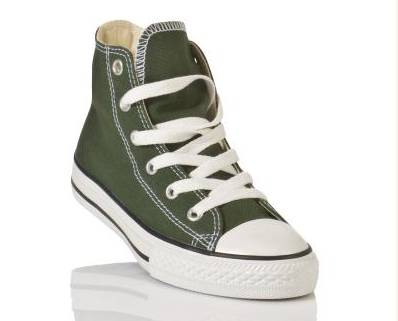 16 32 euros les baskets montantes Chuck Taylor All Star Converse