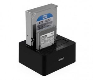 station d’accueil disques durs HDD ou SDD Aukay à seulement 31,99 euros