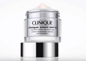 crème réparatrice Clinique Smart gratuit