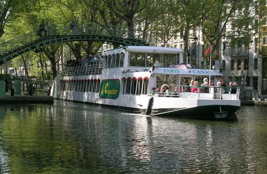 Croisière canal St Martin pas chère : 5 euros (enfant), 9 euros (adulte), pack famille 22,50 euros.