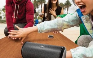 Enceinte Bluetooth Flip 2 JBL en promo 