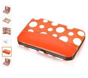 trousse manucure de voyage à 3,57€ 