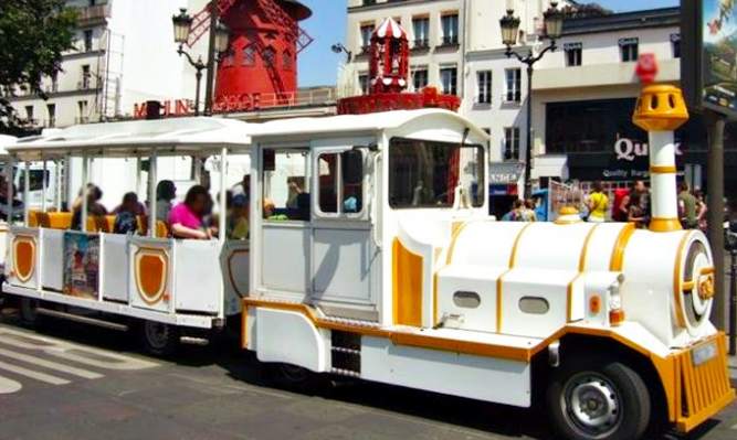 Billet Petit Train de Montmartre pas cher : 11,5€ 2 adultes + 1 enfant ou 9€ les 2 tickets