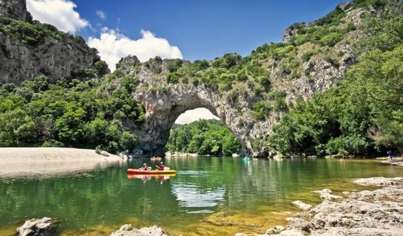 Descente en canoë de l’Ardèche pas chère