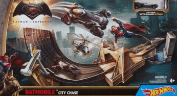 6,48€ la piste Hot Wheels Batman Vs Superman (au lieu de 16€)