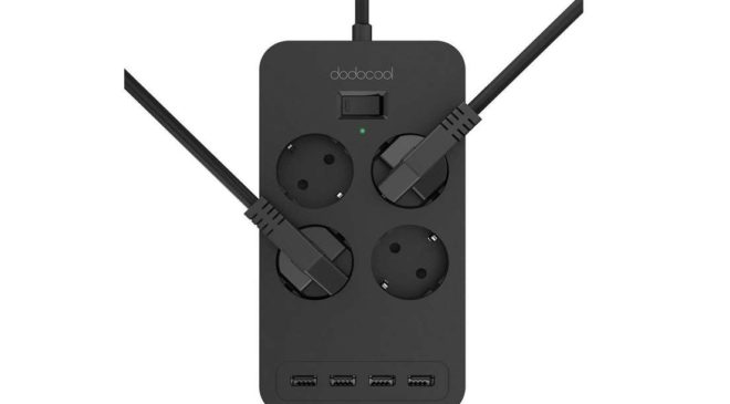 multiprise parafoudre parasurtenseur 4 prises électriques et 4 ports USB Dodocool