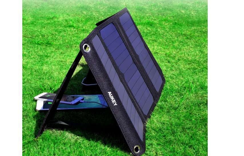 FLASH 39,99€ le chargeur solaire Aukey 21W avec 2 ports USB 2 A – livraison gratuite