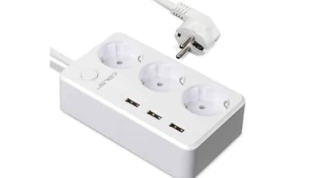 multiprise parafoudre 3 prises secteur et 3 ports USB JSVER