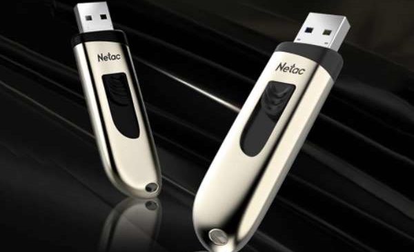 clé USB 3.0 64Go Netac U353 rétractable