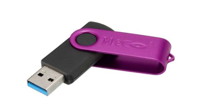clé USB 8Go 3.0 Meco repliable