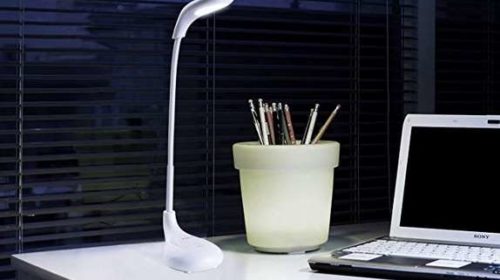 lampe de bureau blanche Aukey LT-ST4 avec batterie rechargeable intégrée