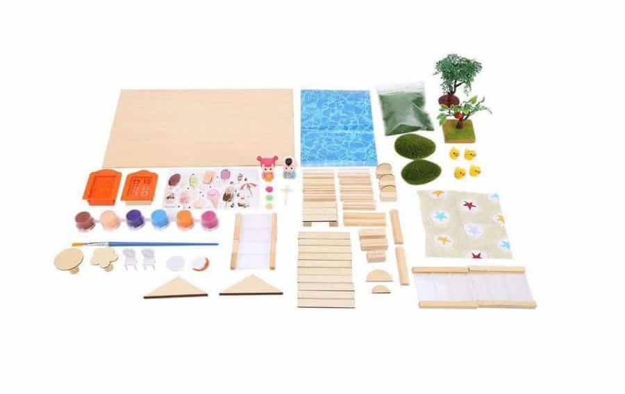 21,32€ le kit maquette maison miniature avec jardin et personnages