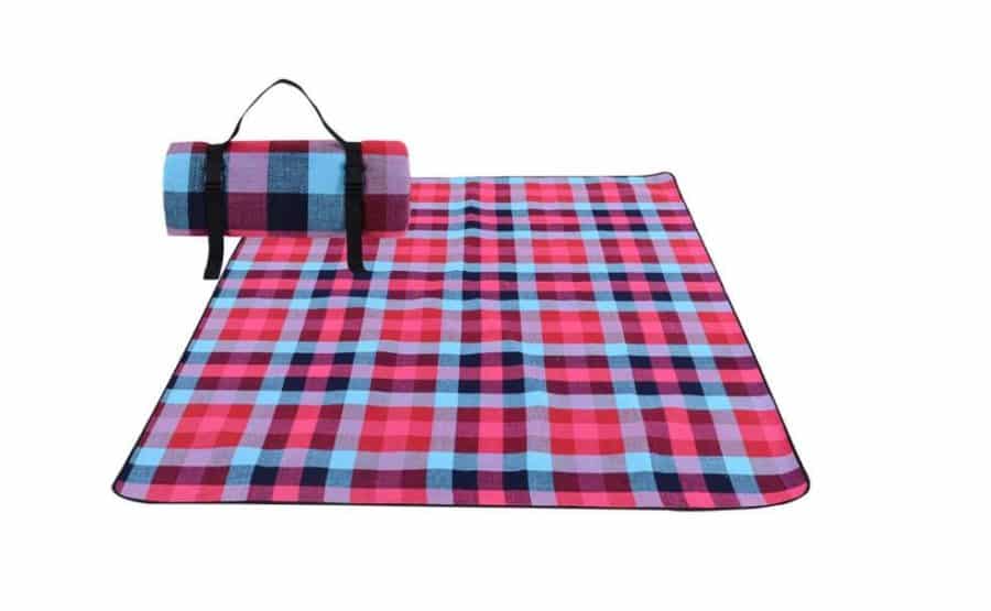 Moins 50% sur les plaids à piquenique imperméable multi-usage HomeMiYN (différentes tailles de 2x 1,5m a 3x3m)