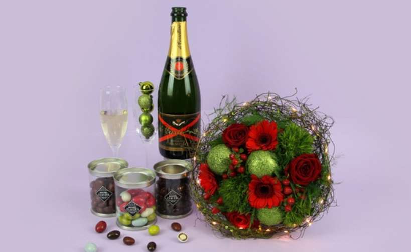 Pack Noël Kokomo fleuriste moins cher : dès 16,5€ bouquet de fleurs 💐 + option (guirlande, bougie, champagne ou chocolat)