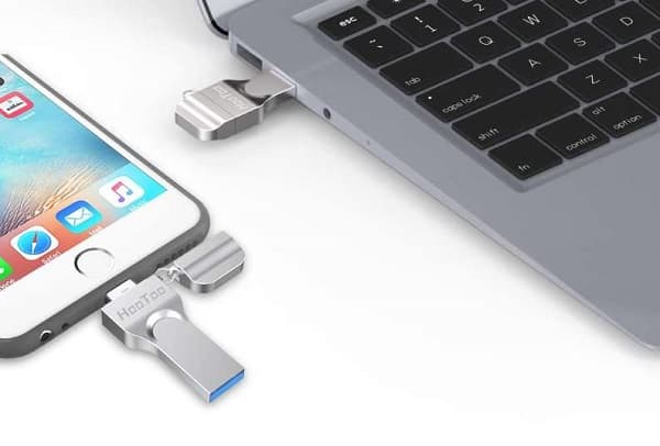 18,60€ la Clé 2 en 1 USB – Lightning 64 Go double connectique HooToo – port inclus