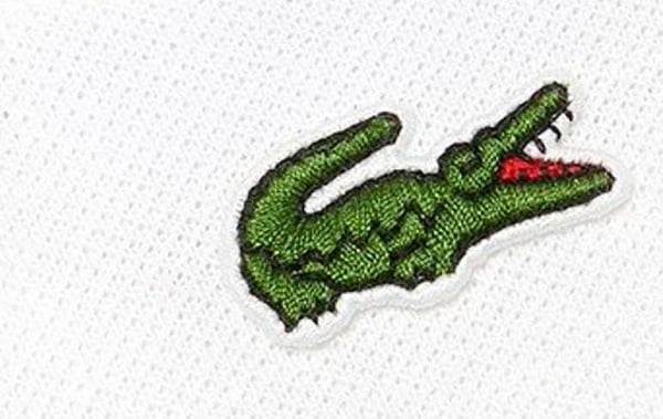 Lacoste est en solde avec une nouvelle démarque