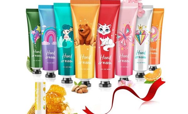 coffret de 8 tubes de crème pour main + 1 baume à lèvres 