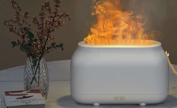 humidificateur avec simulation de flamme et fonction diffuseur huile essentielle