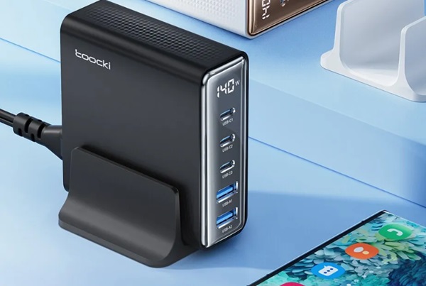 chargeur usb gan 5 en 1 de 140w affichage led toocki en vente flash