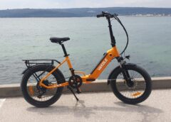 Test du Vélo Électrique Pliant VAKOLE VT4 (nouvelle version) : presque parfait pour un petit prix.