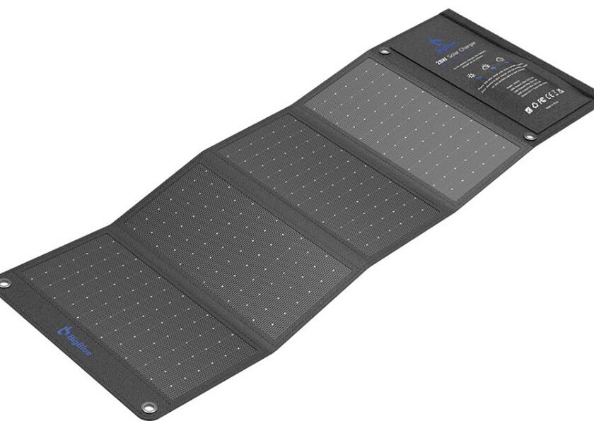 BigBlue SolarPowa 28 à 59,99 € : panneau 28 W haute efficacité bigblue solarpowa 28
