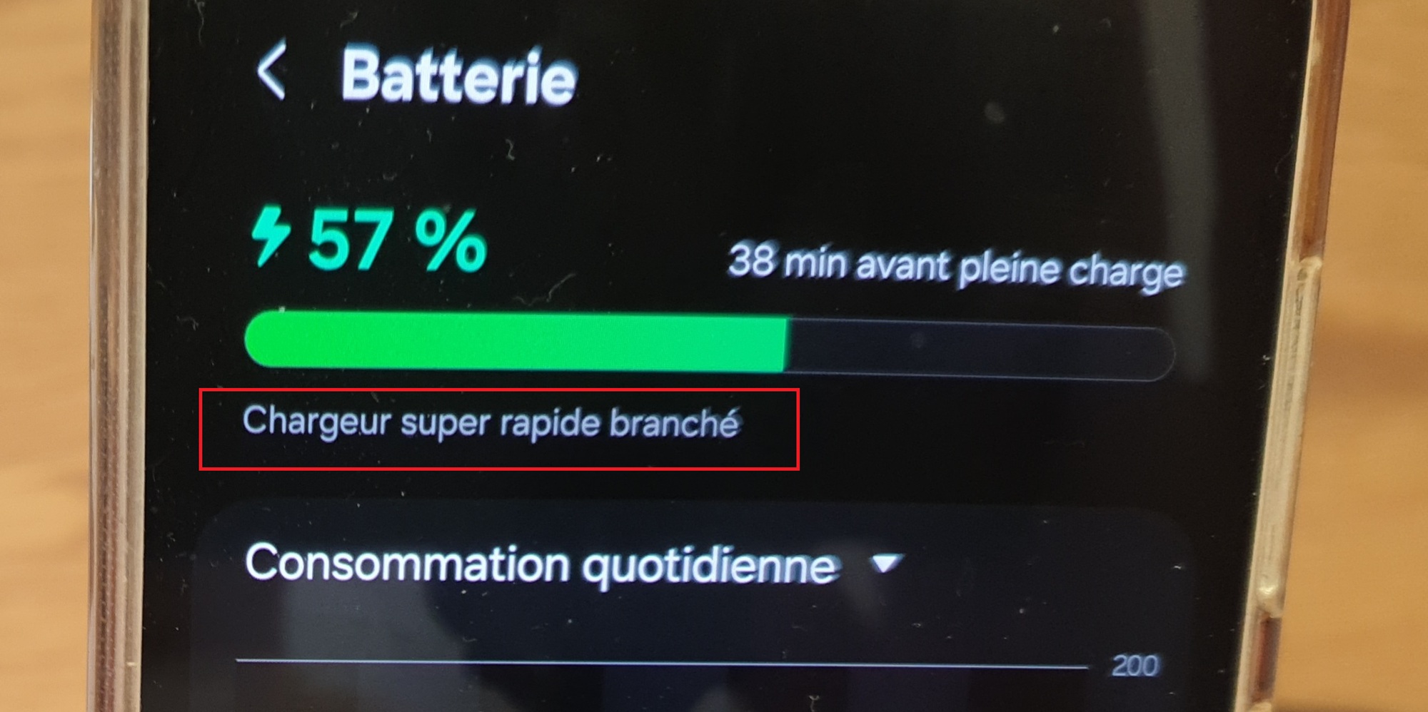 charge filaire via câble usb c intégré sur samsung s23+ (1)