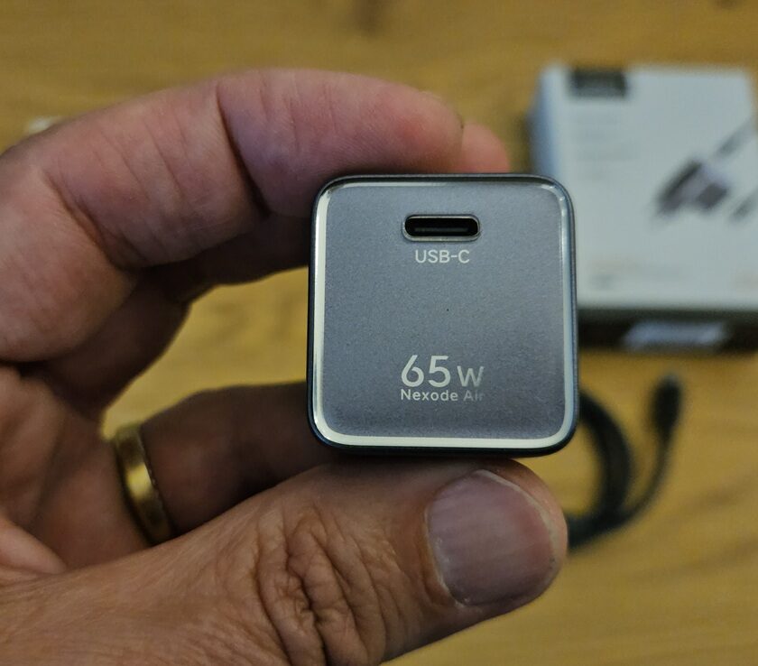 ugreen nexode air 65w (2)