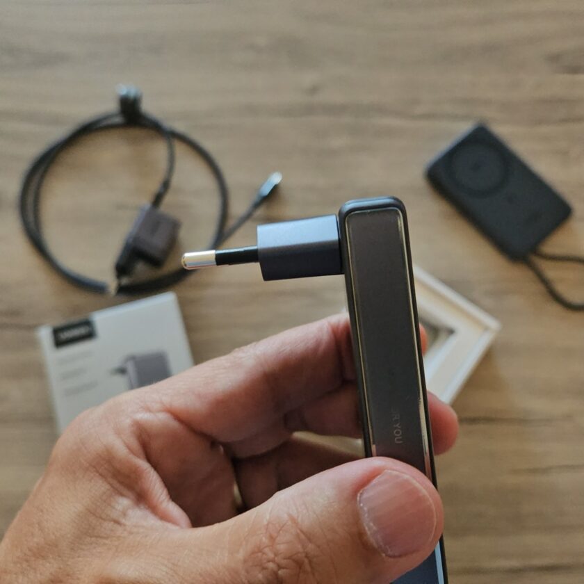ugreen slim 65w (2)